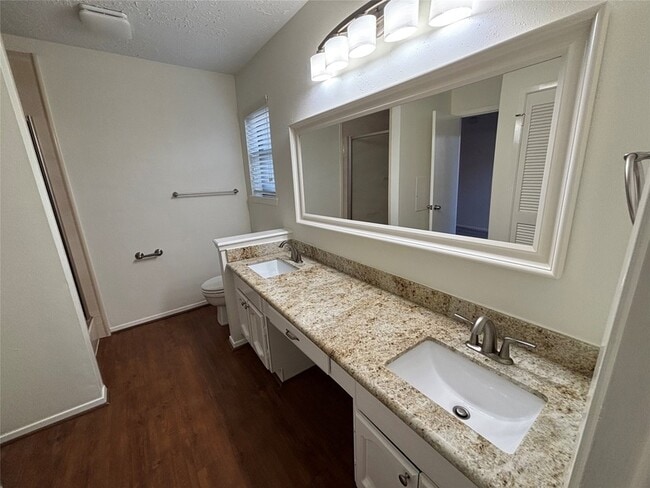 Building Photo - 12614 Campos Dr