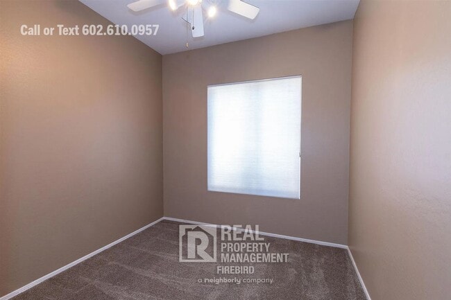 Building Photo - 4907 E Fernwood Ct