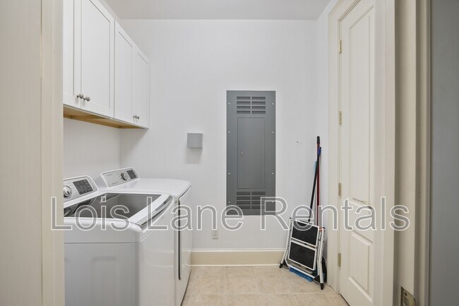 Building Photo - 1 Vendue Range