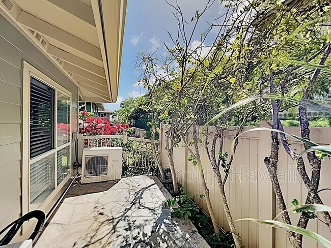 Building Photo - 92-7179 Elele St Apt 104