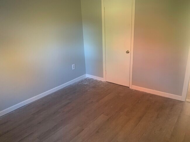 Building Photo - 14 Preble St