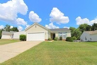 Building Photo - Charming 3-Bedroom Ranch Home in the Meriw...