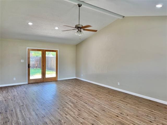 Building Photo - 523 Red Oak Dr