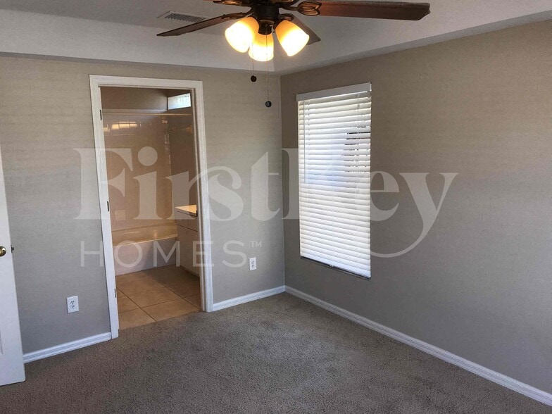 Building Photo - 22617 St Thomas Cir