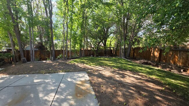 Building Photo - 3268 Beatty Cir