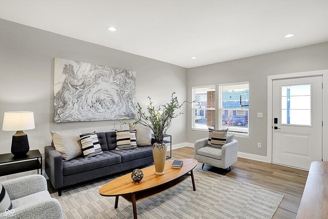 Building Photo - 1622 Prospect St