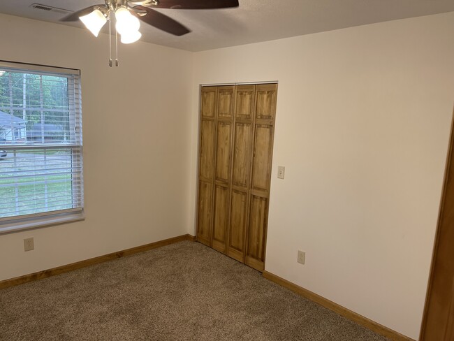 Spare Bedroom with Closet/Storage over stairwell - 118 Willadine Dr