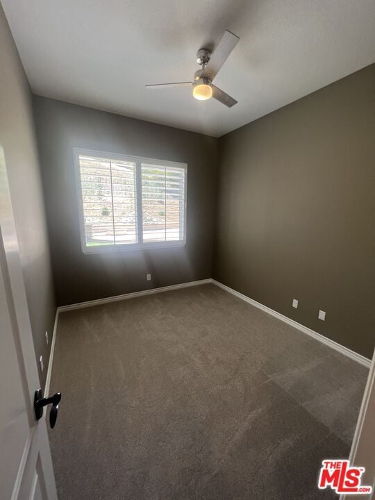 Building Photo - 4566 Via Del Rancho