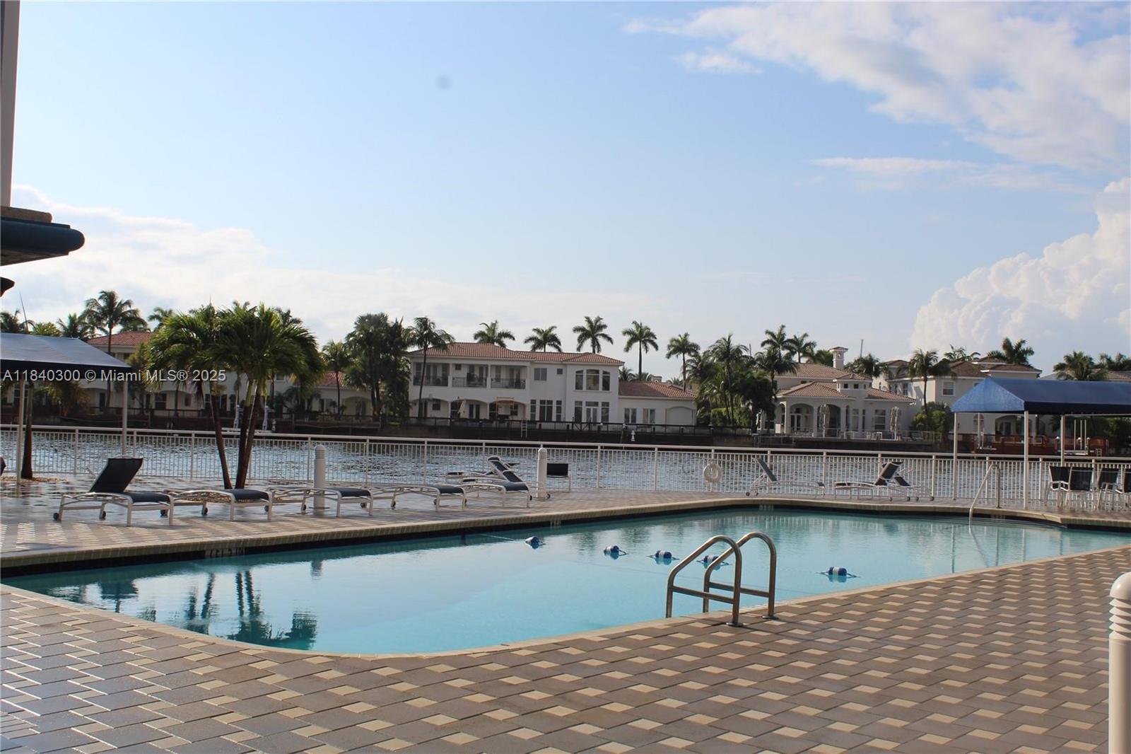 Building Photo - 1500 S Ocean Dr
