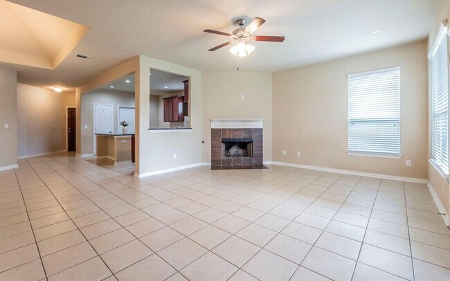 Building Photo - 8021 Arezzo Dr