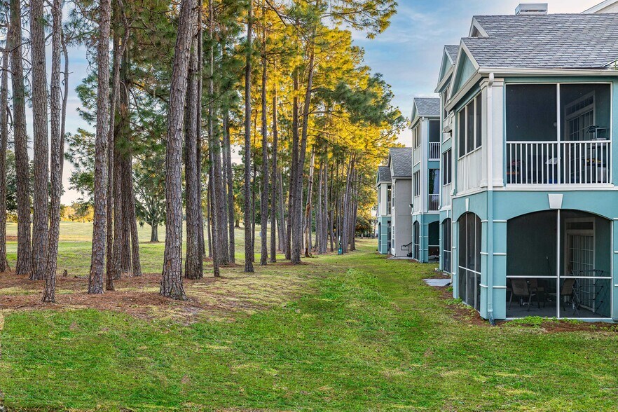 Alvista Metrowest 2207 Lake Debra Dr Orlando FL 32835 Apartment Finder