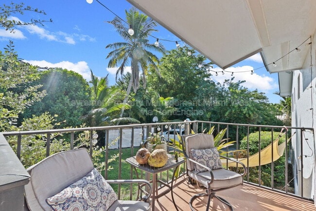 Building Photo - 19831 SW 81st Ct