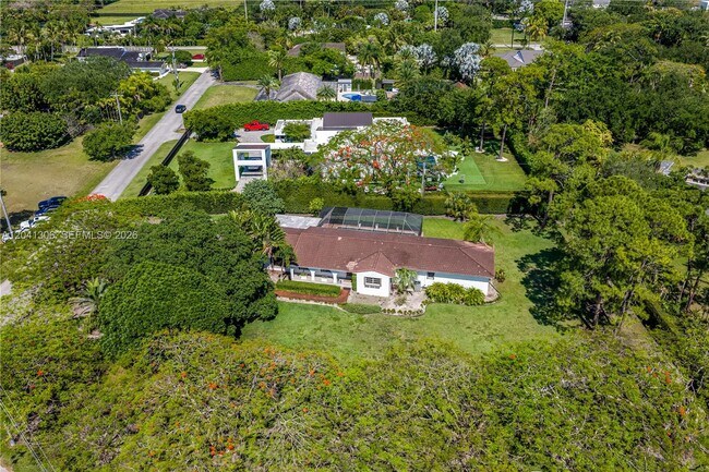 Building Photo - 8480 SW 66th St