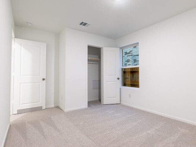 Building Photo - 31406 Pratola Serra Cir