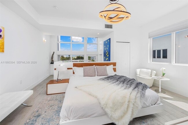 Building Photo - 41 N Shore Dr