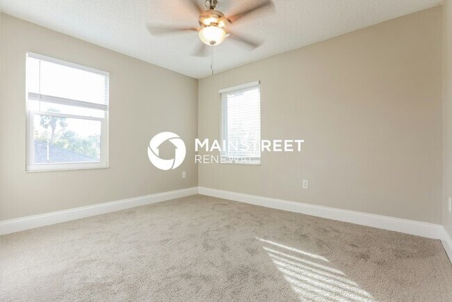 Building Photo - 3 Bedroom Pet-Friendly Home in NORTH PORT, FL with Main Street Renewal