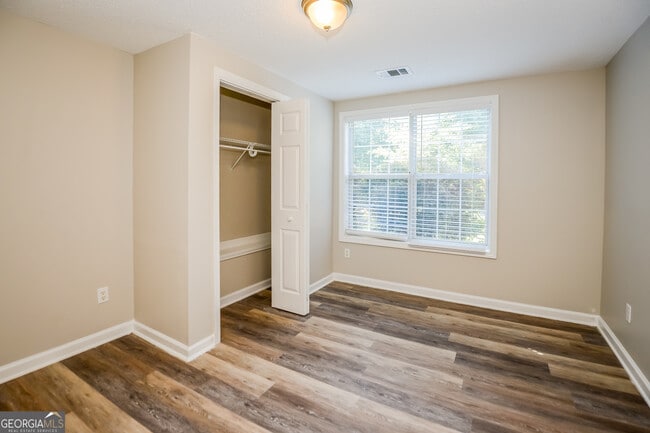 Building Photo - 1017 Crown River Pkwy