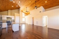 Building Photo - 1050 Co Rd 129