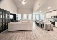 Building Photo - 5945 Hopkins Dr