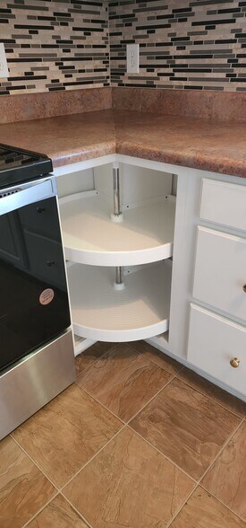 Corner Cabinet in the kitchen - 837 Shackleton Rd