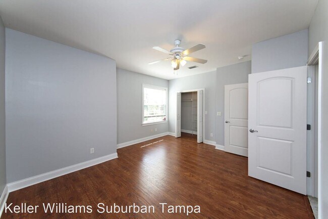 Building Photo - 2 br, 2.5 bath House - 3317 Empedrado St