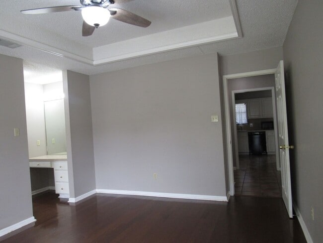 Building Photo - 35 G St
