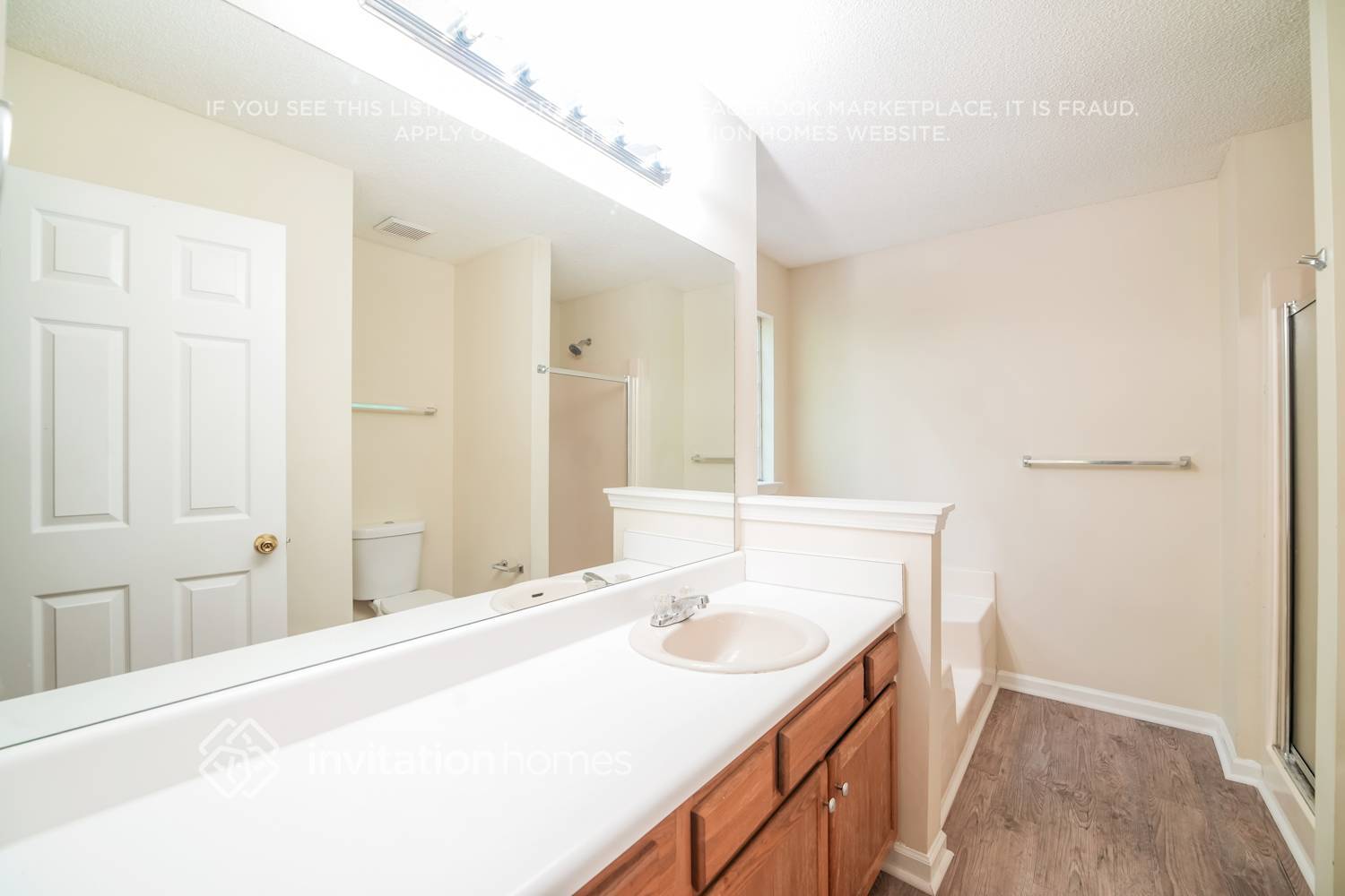 Building Photo - 124 Woodmill Ct