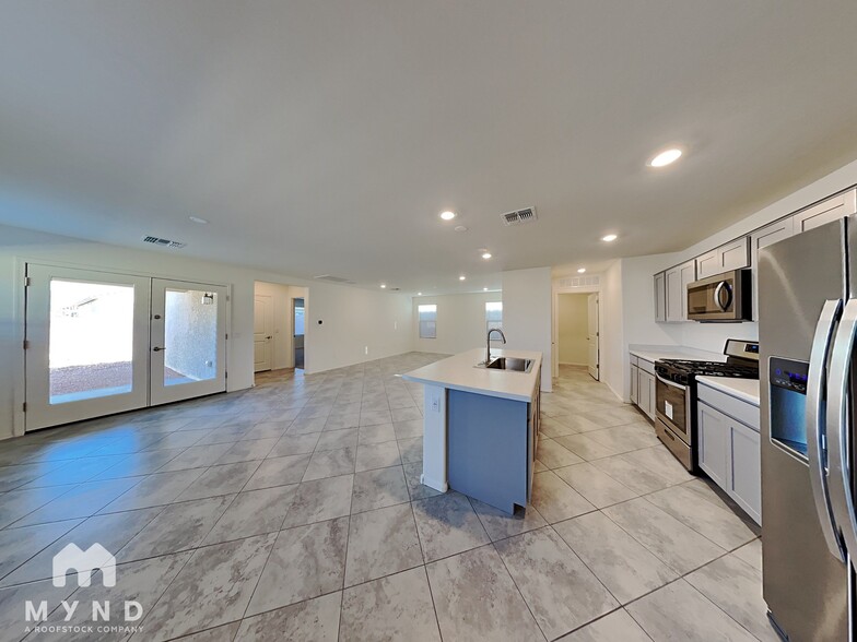 Building Photo - 7829 S New Strike Way
