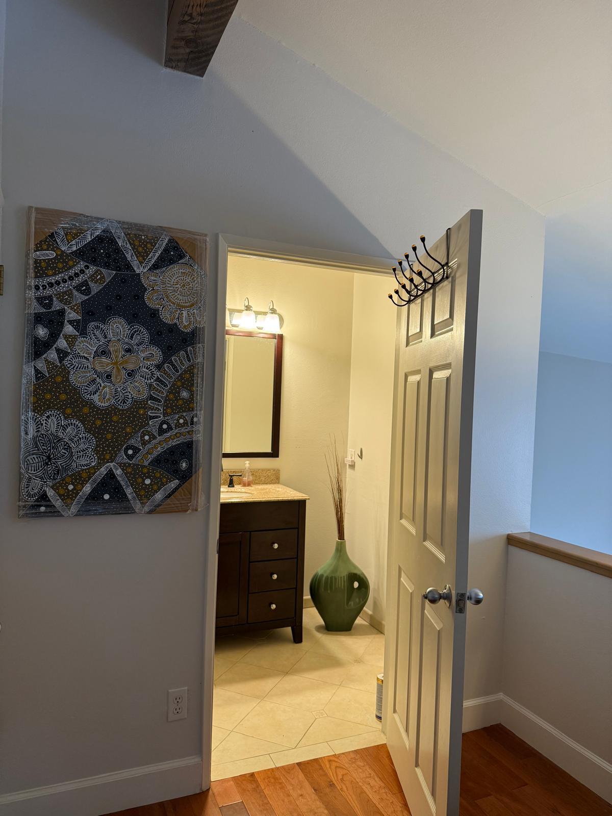 Building Photo - 2474 S Centinela Ave