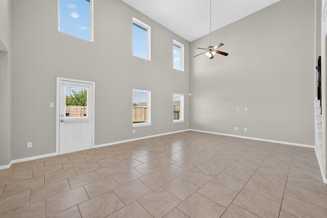 Building Photo - 6919 Kingsford Gable Ct