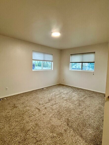 Building Photo - 2524 Azurite Ct