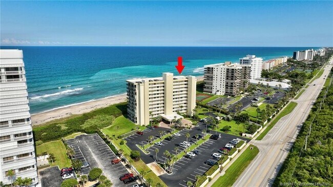 Building Photo - 10000 S Ocean Dr