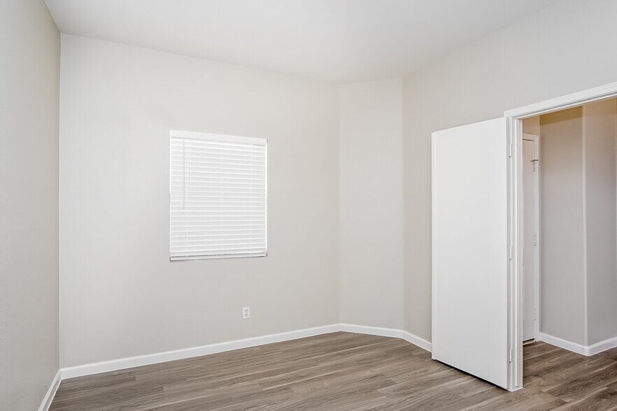 Building Photo - 716 Pine Field Ln