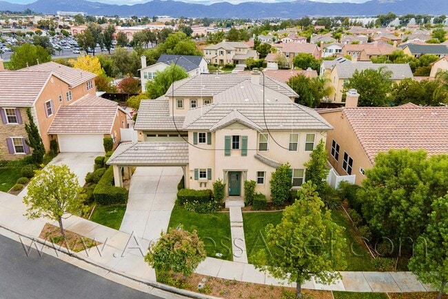 Building Photo - Stunning Luxury Living in Temecula | Expansive 4-Bedroom Masterpiece