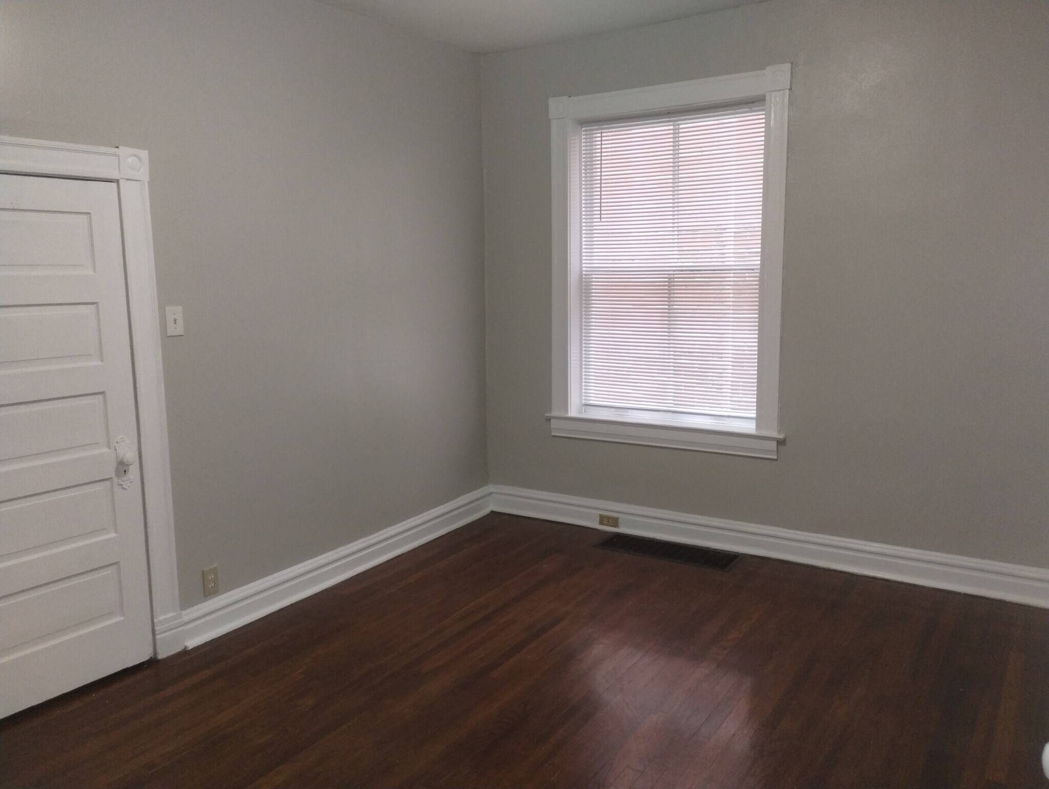 Building Photo - 4354 Laclede Ave