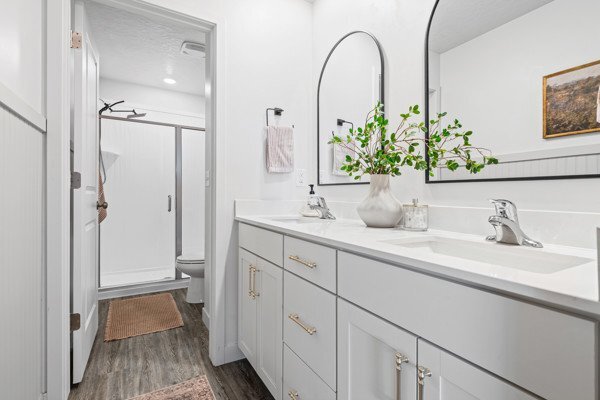 Building Photo - 1974 Red Yearling Dr