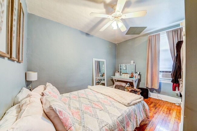 Building Photo - 86 Estella Ave