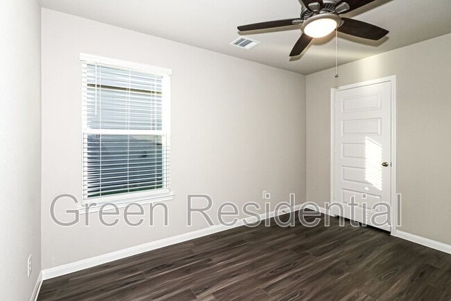 Building Photo - 5122 Hector Gustavo Dr