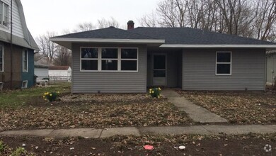 Building Photo - 3 Bedroom 1 bath
