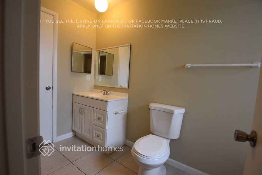 Building Photo - 10006 Granite Ln