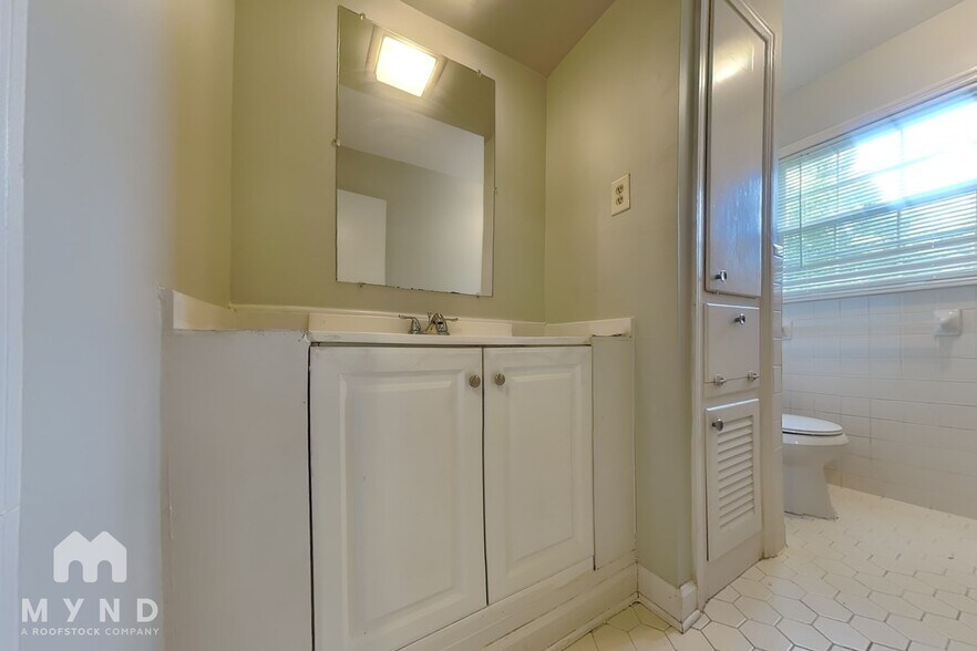 Building Photo - 3973 Otter Dr