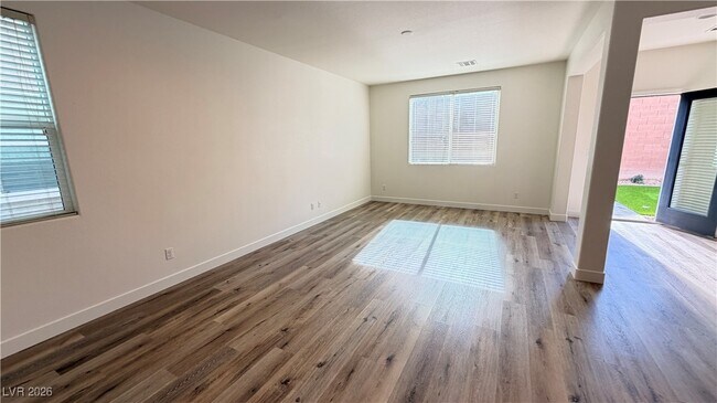 Building Photo - 7375 Benlomond Ave