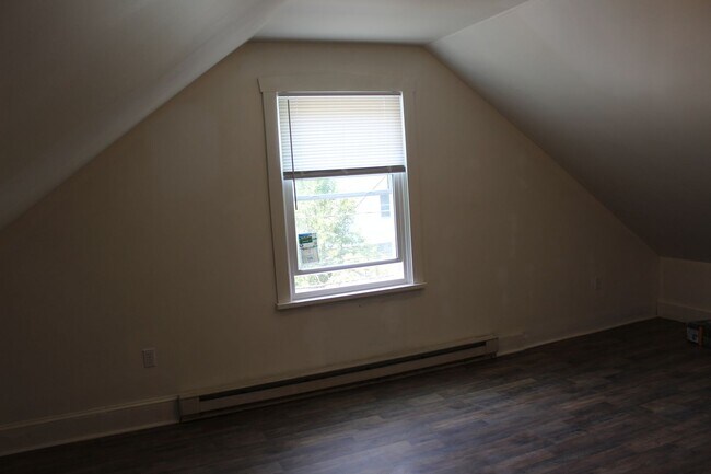 Building Photo - 209 W Frederick St
