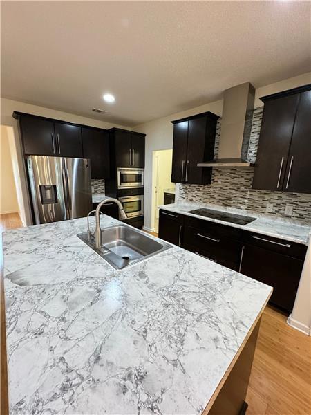 Building Photo - 103 Tahoe Dr