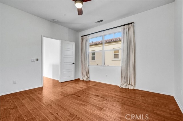 Building Photo - 519 S Melrose St