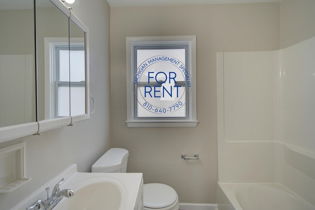 Building Photo - 2857 Stevenson St