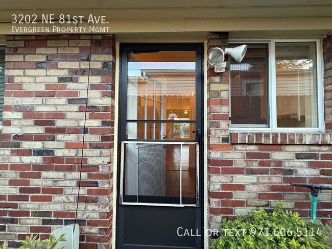 Building Photo - 3202 NE 81st Ave