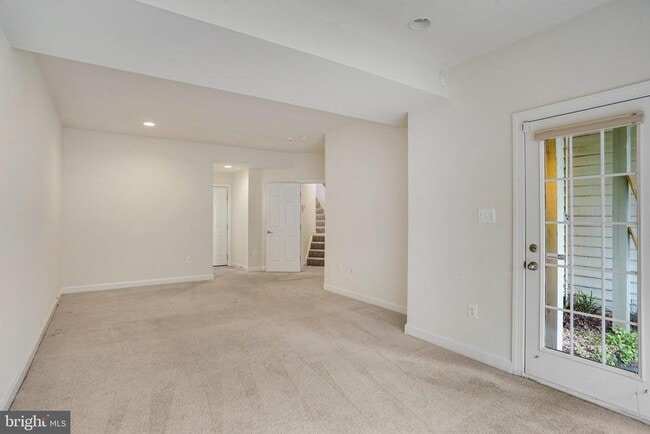 Building Photo - 24949 Bannockburn Terrace