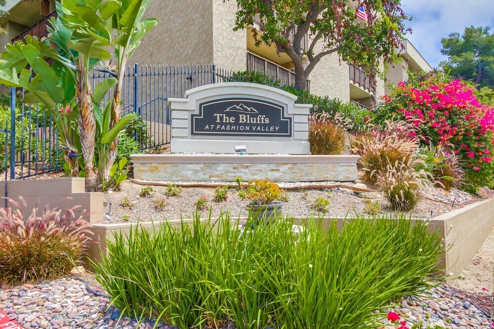 Building Photo - 6202 Friars Rd
