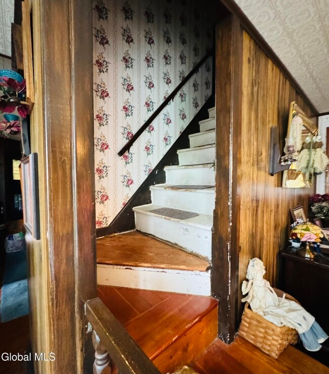 Building Photo - 2970 Salisbury Pl